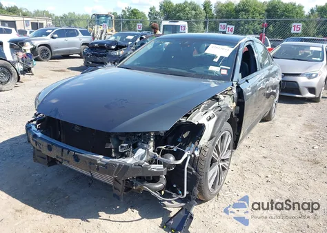 2024 Audi A6 Premium Plus 45 Tfsi Quattro S Tronic from USA, damaged, VIN WAUE3BF27RN008997